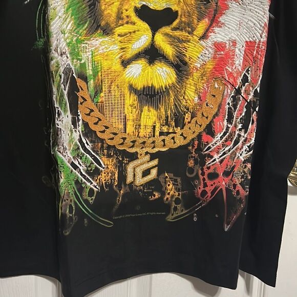 🔥🔥 Near Vintage FUYA LIFESTYLE Y2K “CROWN LION KING” Graphic AOP Tee - Sz 2XL - Picture 6 of 11